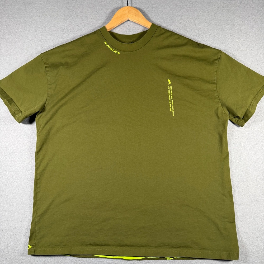 Alphalete OT Tee Verbena Mens Neon‎ Graphic Pursuit Short Sleeve T-Shirt Size L